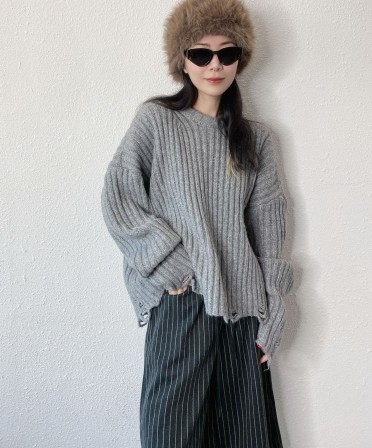 Grey Oversized Raw Edge Knit #241239